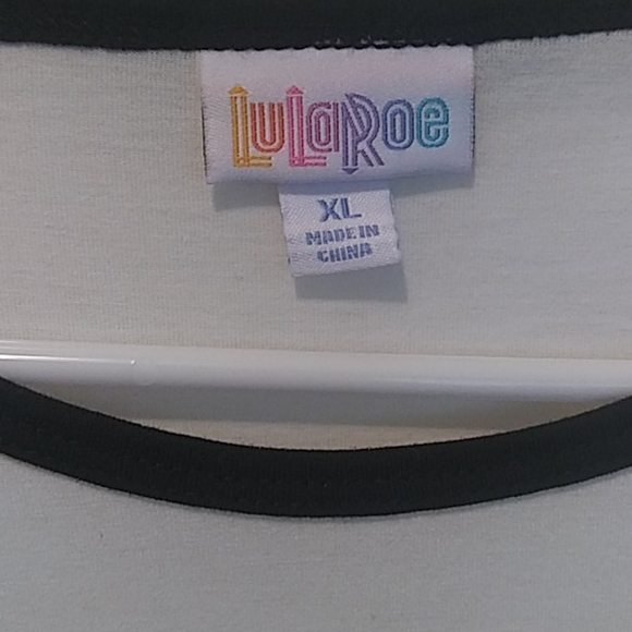 Lularoe Randy Tee - Unicorn - Picture 3 of 5